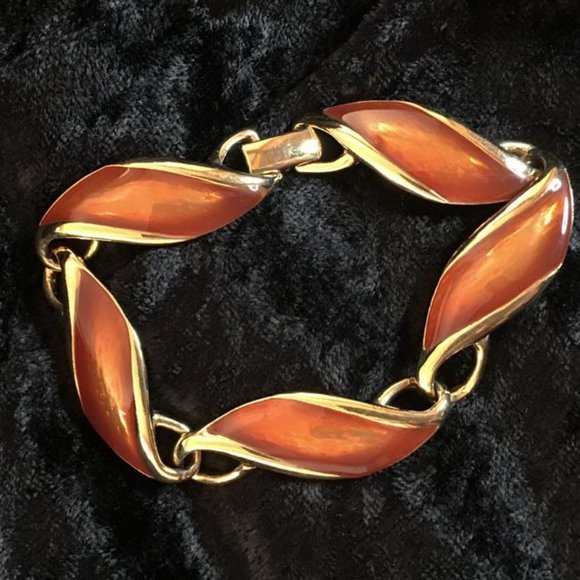 Trifari Jewelry - 3/$15 Vintage Trifari Enameled Bracelet